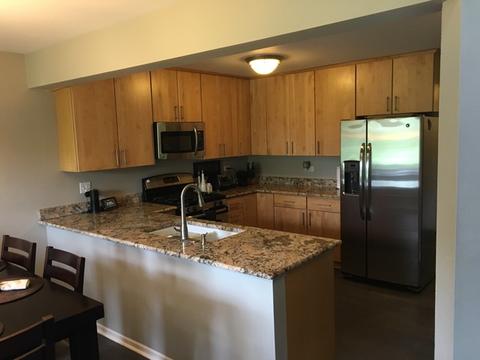 1776 Pebble Beach Dr, Hoffman Estates, IL 60169 photo 2