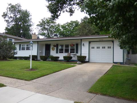 4411 Ashley Dr, Mchenry, IL 60050 photo 1