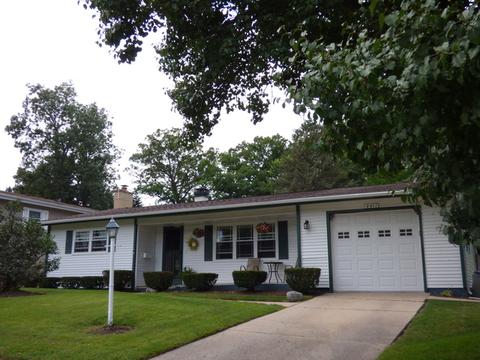 4411 Ashley Dr, Mchenry, IL 60050 photo 2