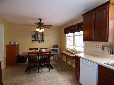 4411 Ashley Dr, Mchenry, IL 60050 photo 5
