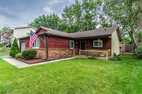 162 Thackeray Dr, Bolingbrook, IL 60440 photo 2