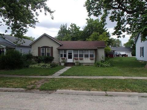 121 E Crawford St, Peotone, IL 60468 photo 1