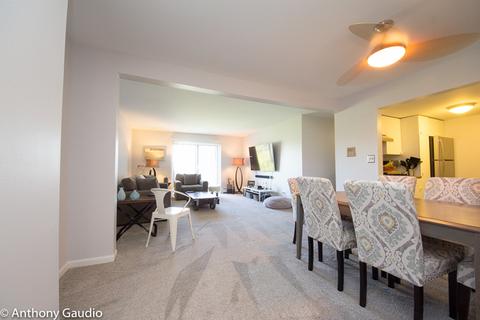 228 E Bailey Rd #M, Naperville, IL 60565 photo 2