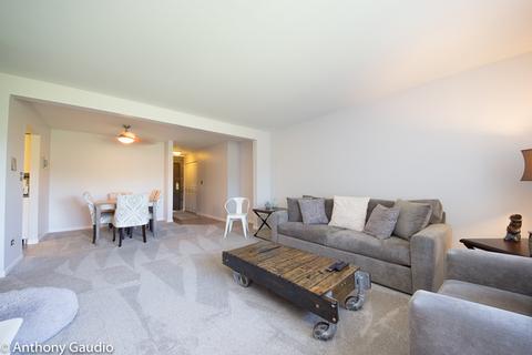 228 E Bailey Rd #M, Naperville, IL 60565 photo 5