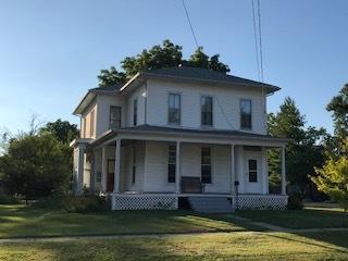 405 S Cherry St, Morrison, IL 61270 photo 1