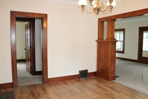 529 E Main St, Morrison, IL 61270 photo 10