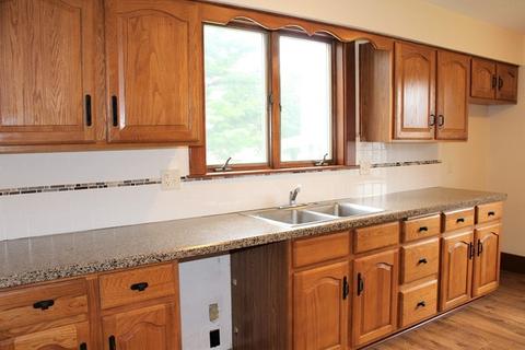 529 E Main St, Morrison, IL 61270 photo 12