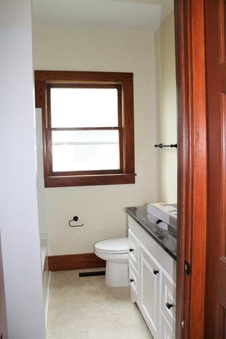529 E Main St, Morrison, IL 61270 photo 16