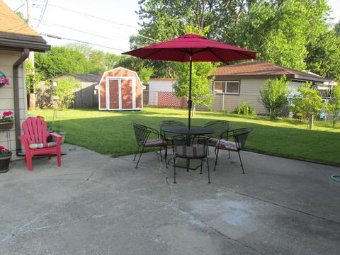 9024 Windsor Ln, Bridgeview, IL 60455 photo 23