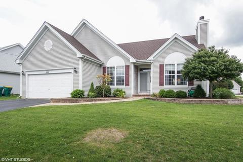 1912 Carrier Cir, Plainfield, IL 60586 photo 1