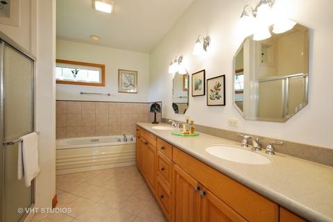 323 Sharon Dr, Sleepy Hollow, IL 60118 photo 11