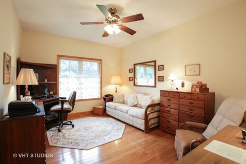 323 Sharon Dr, Sleepy Hollow, IL 60118 photo 12
