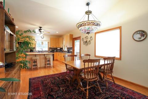 323 Sharon Dr, Sleepy Hollow, IL 60118 photo 7