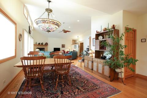 323 Sharon Dr, Sleepy Hollow, IL 60118 photo 8