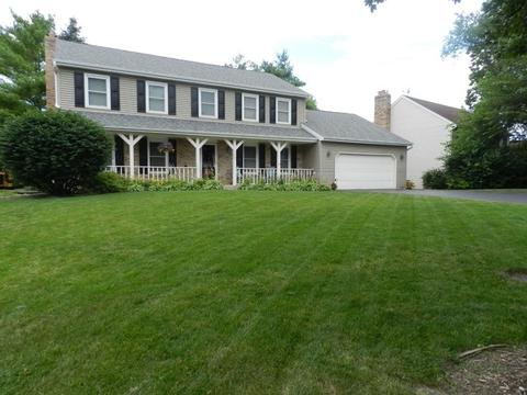 1485 Spring Hill Dr, Algonquin, IL 60102 photo 1