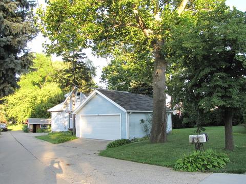 1491 S River Rd, Des Plaines, IL 60018 photo 1