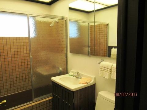 Undisclosed, Burbank, IL 60459 photo 8