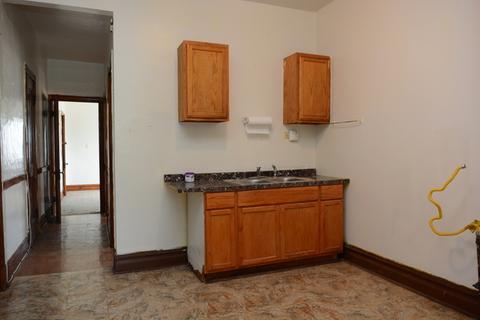 839 E 89th Pl, Chicago, IL 60619 photo 18