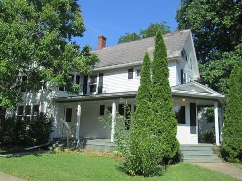 301 E 3rd St, Sandwich, IL 60548 photo 2