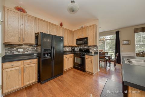 24208 Leski Ln, Plainfield, IL 60585 photo 3