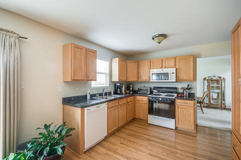 5408 Isabel Ct, Plainfield, IL 60586 photo 4
