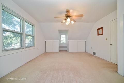 411 Miller Dr, Elgin, IL 60123 photo 6