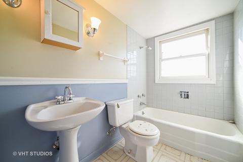 411 Miller Dr, Elgin, IL 60123 photo 9