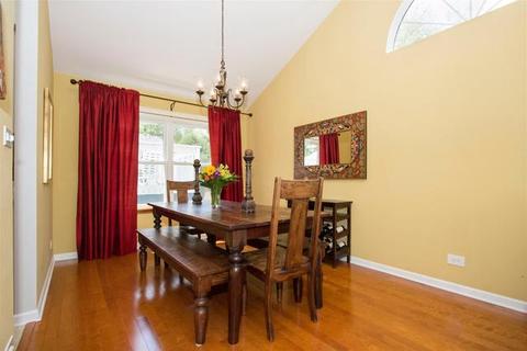 1313 Northgate Dr, Bartlett, IL 60103 photo 4