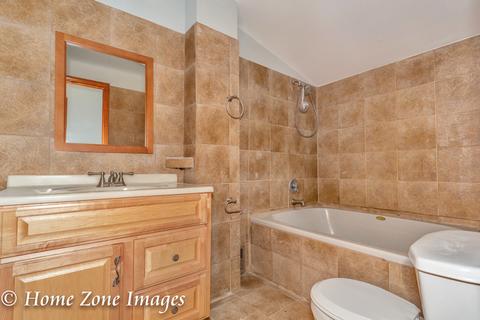 921 North Ave, Des Plaines, IL 60016 photo 14