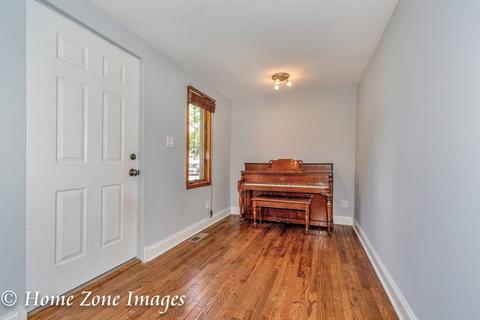 921 North Ave, Des Plaines, IL 60016 photo 7