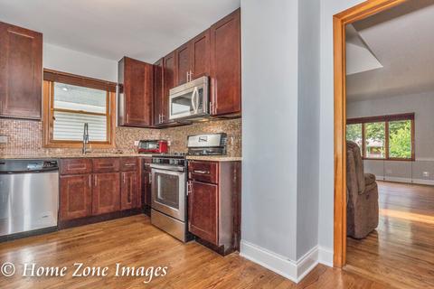 921 North Ave, Des Plaines, IL 60016 photo 9