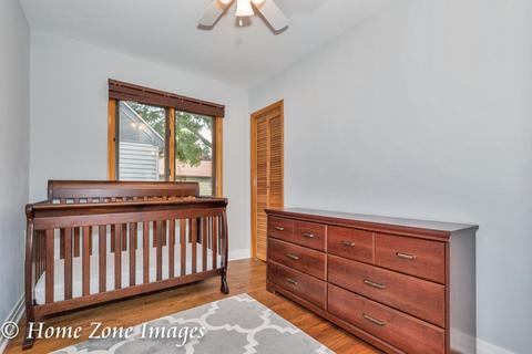 921 North Ave, Des Plaines, IL 60016 photo 24