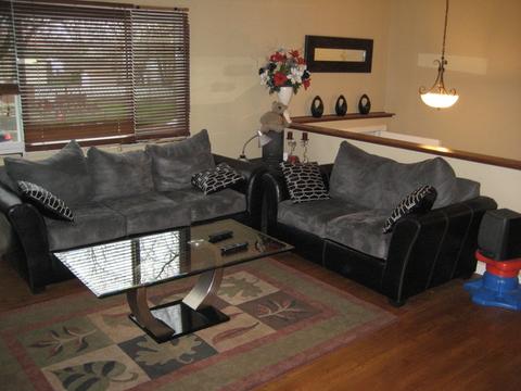 1635 Dennison Rd, Hoffman Estates, IL 60169 photo 6
