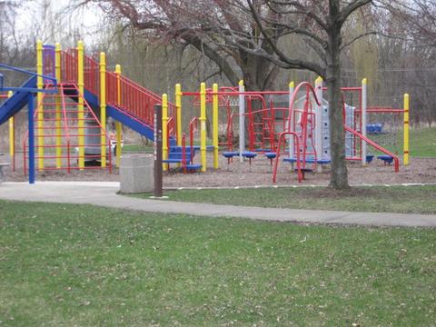 1635 Dennison Rd, Hoffman Estates, IL 60169 photo 16