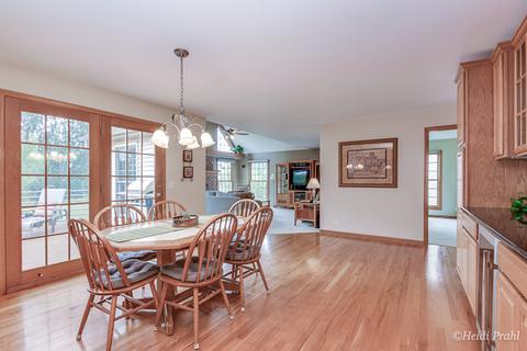 89 N Forestview Ln, Aurora, IL 60502 photo 7