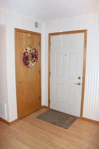 4945 E Circle Dr #309, Crestwood, IL 60445 photo 6