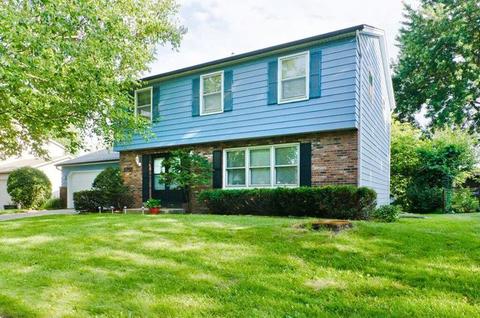 1755 Devonshire Ct, Elgin, IL 60123 photo 1