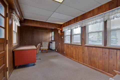8 N 5th Ave, Des Plaines, IL 60016 photo 16