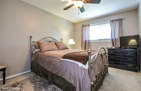 1406 E Small Ln, Mount Prospect, IL 60056 photo 7