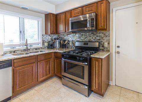 509 E North St, Crown Point, IN 46307 photo 7