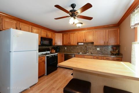 708 Willow St, Maple Park, IL 60151 photo 4