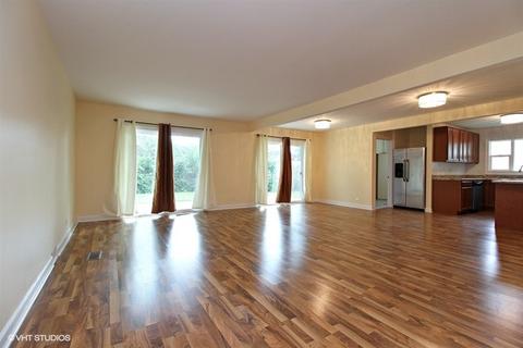 313 Springfield St, Park Forest, IL 60466 photo 2