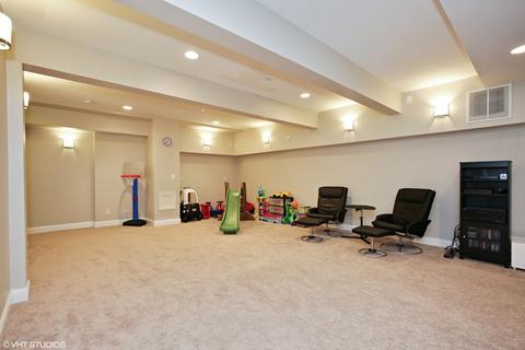 860 Freeman Rd, Hoffman Estates, IL 60192 photo 21