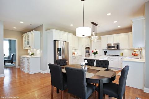 860 Freeman Rd, Hoffman Estates, IL 60192 photo 4