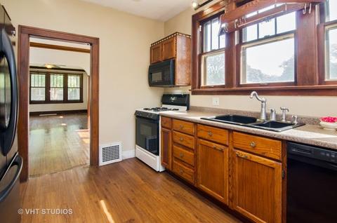 417 Oak St, Elgin, IL 60123 photo 6