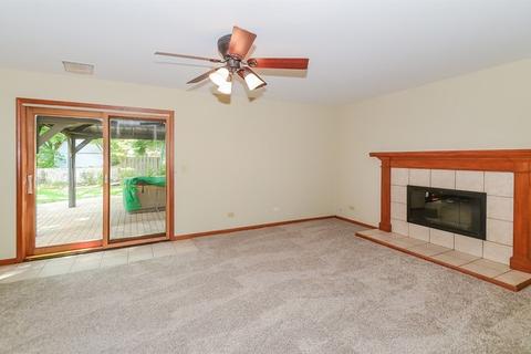 143 S Berteau Ave, Bartlett, IL 60103 photo 10