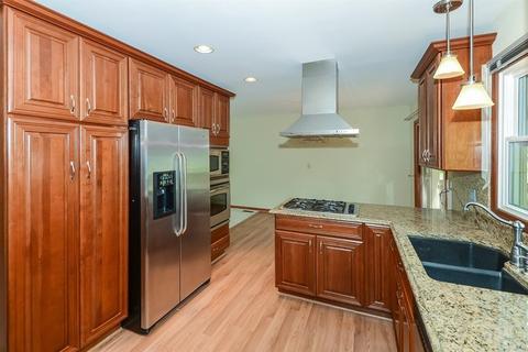 143 S Berteau Ave, Bartlett, IL 60103 photo 7