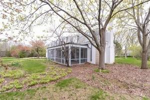 972 Oak Dr, Glencoe, IL 60022 photo 4