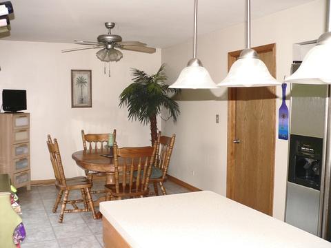634 Westmere Rd, Des Plaines, IL 60016 photo 8
