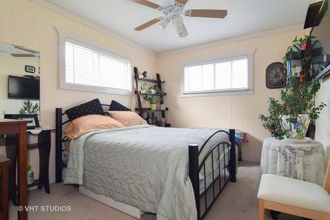 1160 Apple St, Hoffman Estates, IL 60169 photo 9